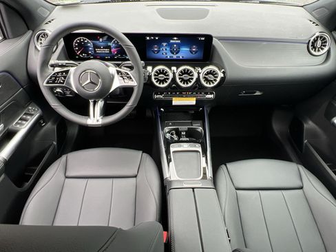 Used 2026 Mercedes-Benz GLA 250 4MATIC image 21