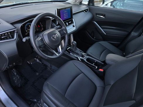 Certified 2023 Toyota Corolla Cross XLE w/ Convenience Package image 7