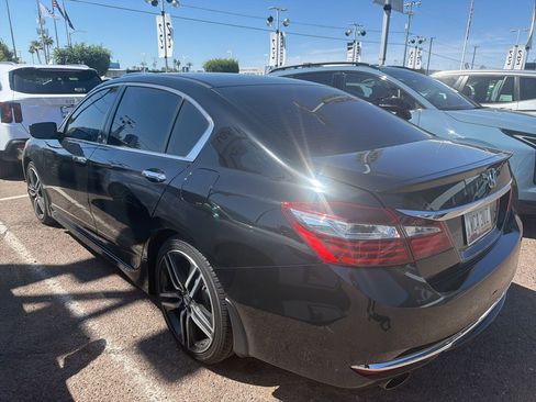 Used 2017 Honda Accord Sport Special Edition image 7