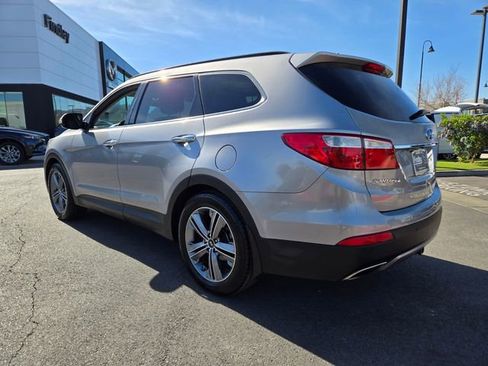 Used 2016 Hyundai Santa Fe SE w/ Option Group 03 image 4