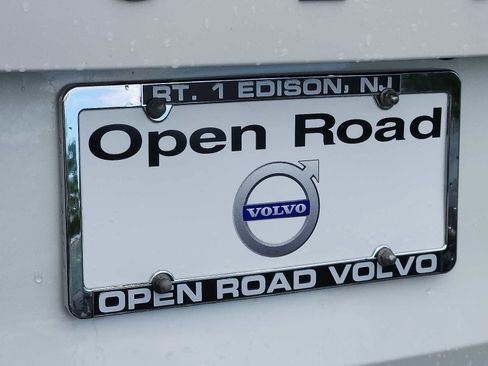 Certified 2024 Volvo XC90 T8 Plus w/ Protection Package Premier AWD/4WD image 30