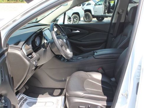 Used 2020 Buick Envision Essence AWD/4WD image 16