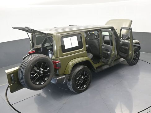 Used 2024 Jeep Wrangler Unlimited Sahara image 74