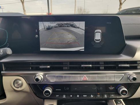 Used 2025 Kia Telluride S image 51