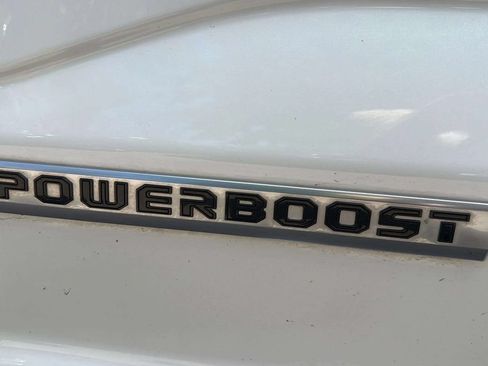 Used 2021 Ford F150 Lariat w/ Equipment Group 502A High AWD/4WD image 22