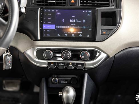 Used 2013 Kia Rio LX w/ PWR Pkg image 36