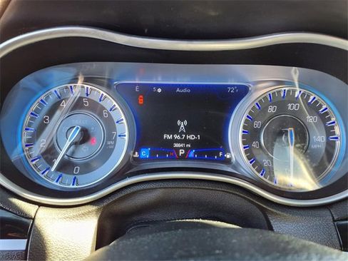 Used 2022 Chrysler 300 S image 14