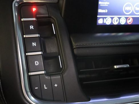 Used 2023 Chevrolet Suburban LS w/ Driver Alert Package image 43