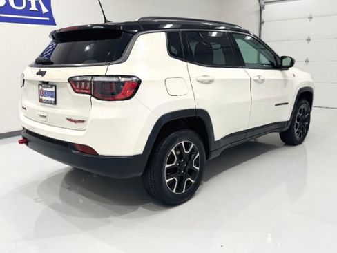 Used 2021 Jeep Compass Trailhawk image 8