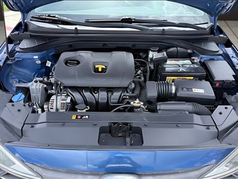 Used 2019 Hyundai Elantra SEL FWD image 3