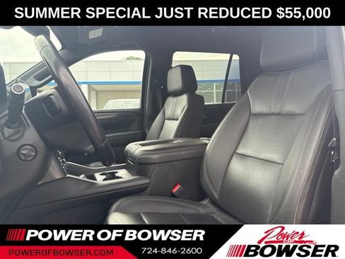 Used 2022 Chevrolet Tahoe RST w/ Luxury Package AWD/4WD image 2