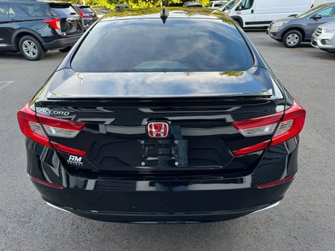 Used 2019 Honda Accord LX image 5