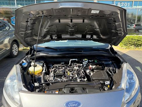 Used 2021 Ford Escape SE w/ SE Sport Appearance Package FWD image 37