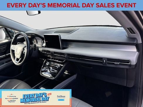 Used 2022 Lincoln Corsair AWD w/ Premium Package image 31