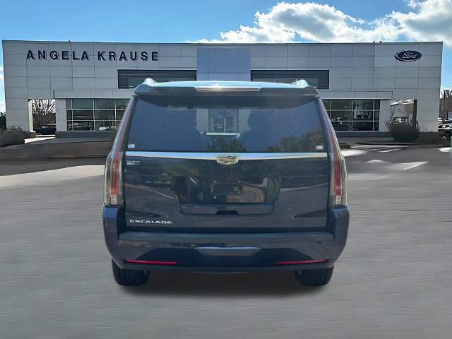 Used 2020 Cadillac Escalade Premium Luxury AWD/4WD image 7