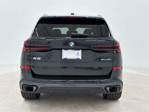 New 2026 BMW X5 xDrive40i w/ M Sport Package AWD/4WD image 10