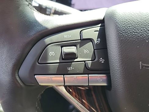 Used 2024 Cadillac Escalade ESV Premium Luxury image 37