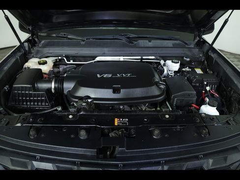 Used 2021 Chevrolet Colorado W/T w/ Custom Special Edition image 17