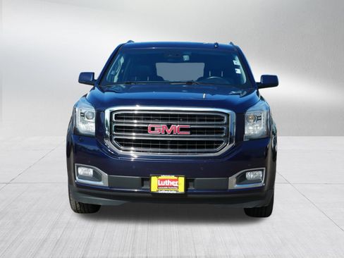 Used 2019 GMC Yukon XL SLT w/ Open Road Package AWD/4WD image 2