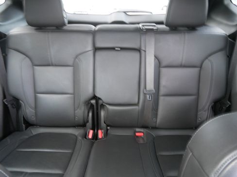 Used 2019 Chevrolet Blazer LT w/ Sun and Wheels Package image 13