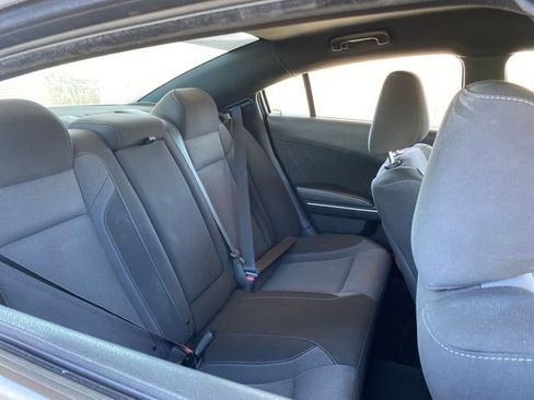 Used 2022 Dodge Charger SXT RWD image 6
