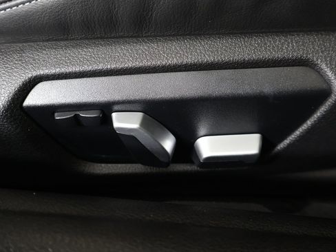 Used 2018 BMW M4 Coupe image 32