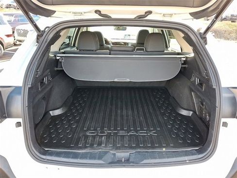 Used 2024 Subaru Outback Onyx Edition image 28
