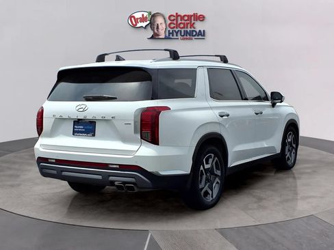 Used 2024 Hyundai Palisade Limited AWD/4WD image 5