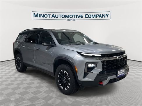 Used 2026 Chevrolet Traverse Z71 w/ Driver Confidence Package image 1