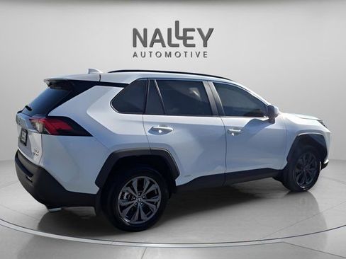 Certified 2025 Toyota RAV4 XLE Premium image 6