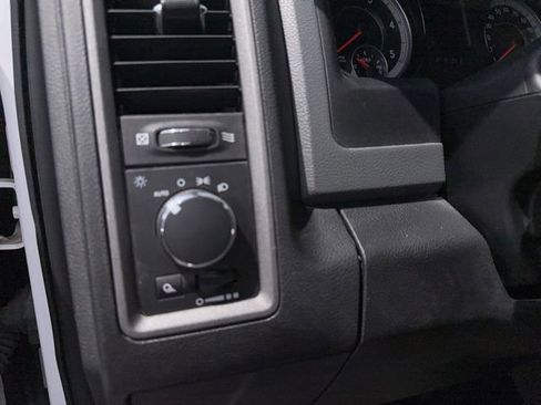 Used 2018 RAM 2500 Tradesman w/ Chrome Appearance Group AWD/4WD image 39