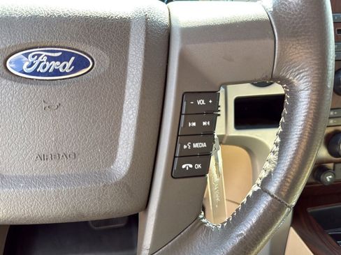 Used 2012 Ford F150 Lariat w/ Lariat Chrome Pkg RWD image 15