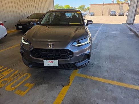 Used 2025 Honda HR-V LX image 5