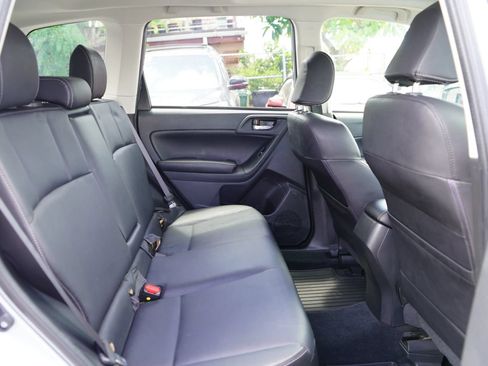 Used 2014 Subaru Forester 2.5i Limited AWD/4WD image 25