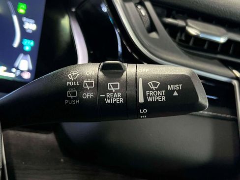 Used 2023 Jeep Grand Cherokee 4WD 4xe w/ Luxury Tech Group II image 27