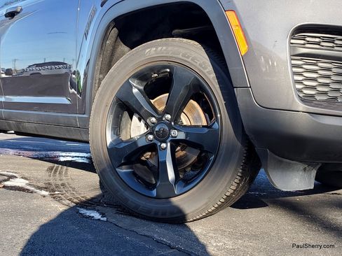 Used 2022 Jeep Grand Cherokee Altitude image 7