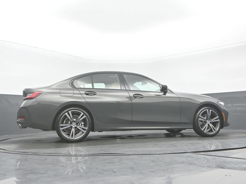 Used 2023 BMW 330i xDrive Sedan w/ Premium Package AWD/4WD image 33