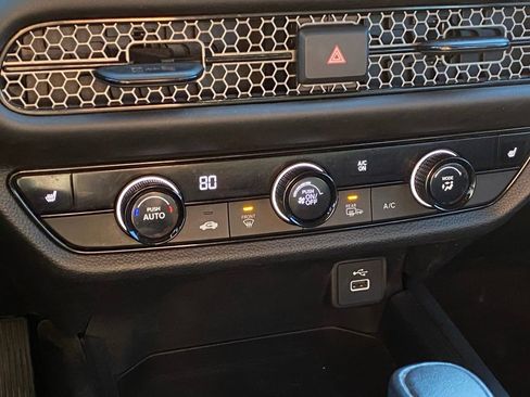 Used 2023 Honda HR-V Sport image 16