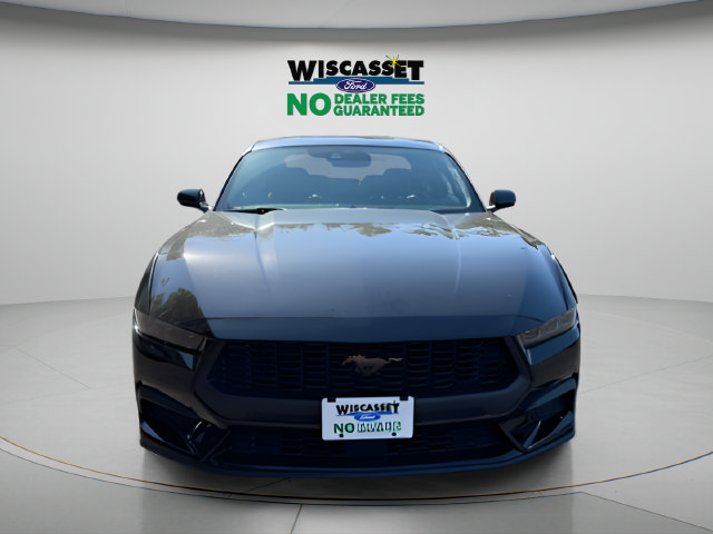 Used 2025 Ford Mustang Premium RWD image 10
