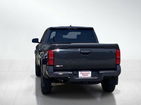 Certified 2026 Toyota Tacoma SR5 AWD/4WD image 6