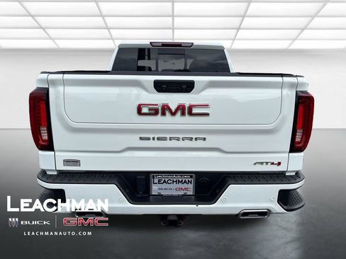 Used 2023 GMC Sierra 1500 AT4 w/ AT4 Preferred Package AWD/4WD image 4
