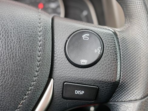 Used 2015 Toyota RAV4 LE image 31