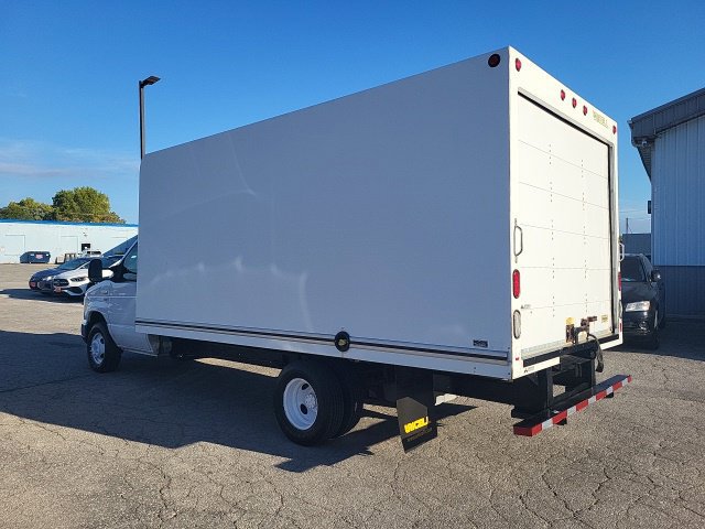 Used 2018 Ford E-350 and Econoline 350 Super Duty w/ Power Windows & Locks Group RWD image 6