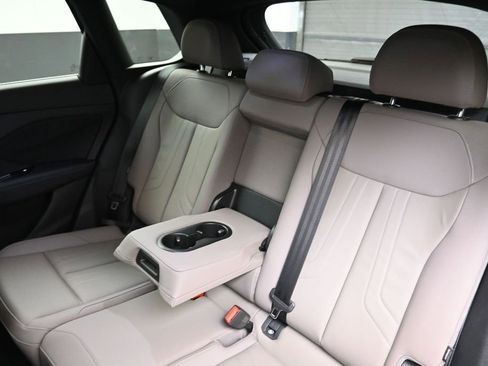 New 2026 Audi Q3 quattro 2.0T AWD/4WD image 20