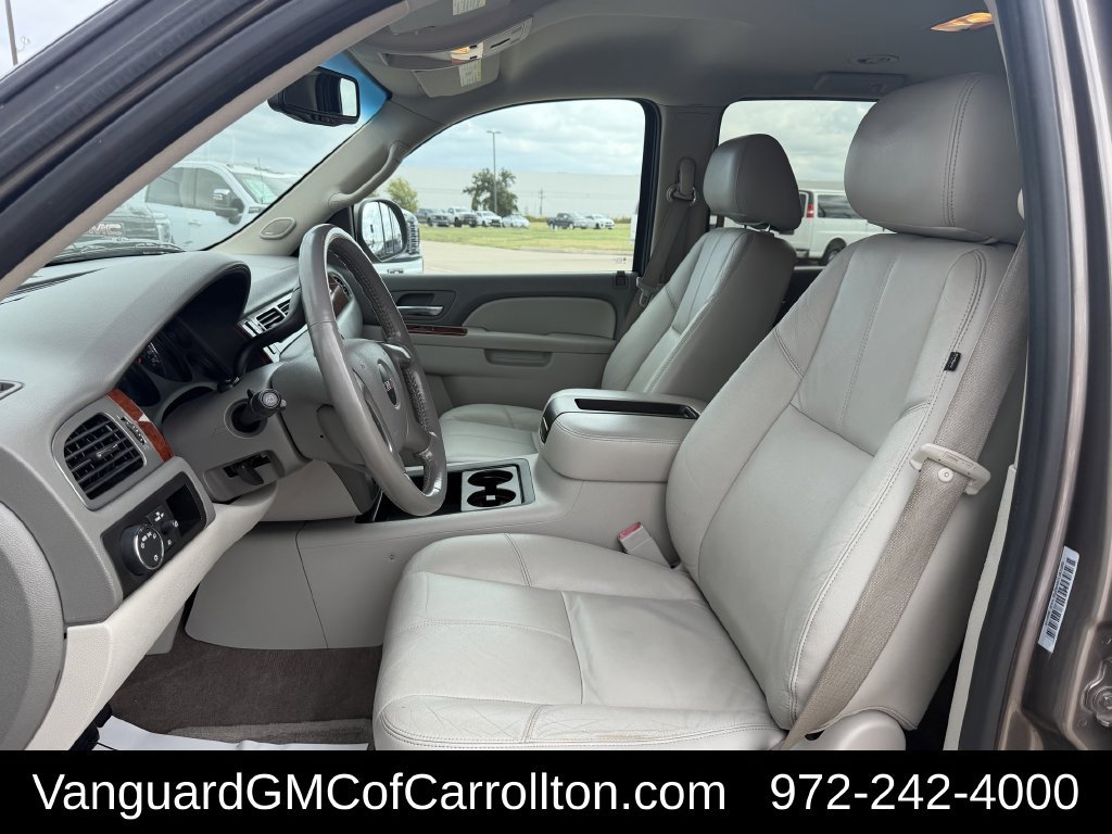 Used 2012 GMC Yukon XL SLT w/ SLT-2 Equipment Package RWD image 25