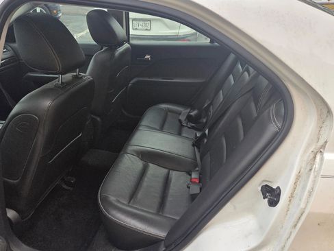 Used 2009 Ford Fusion SEL image 3