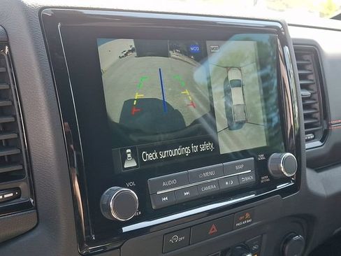 Used 2023 Nissan Frontier PRO-4X w/ Pro Convenience Package AWD/4WD image 4