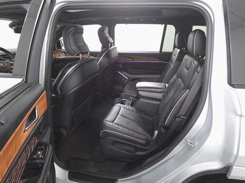 Used 2024 Jeep Grand Cherokee L Summit image 24