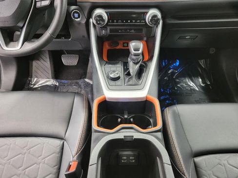 Used 2024 Toyota RAV4 Adventure image 18