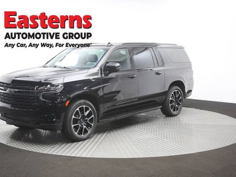 Used 2022 Chevrolet Suburban RST w/ Luxury Package AWD/4WD image 59